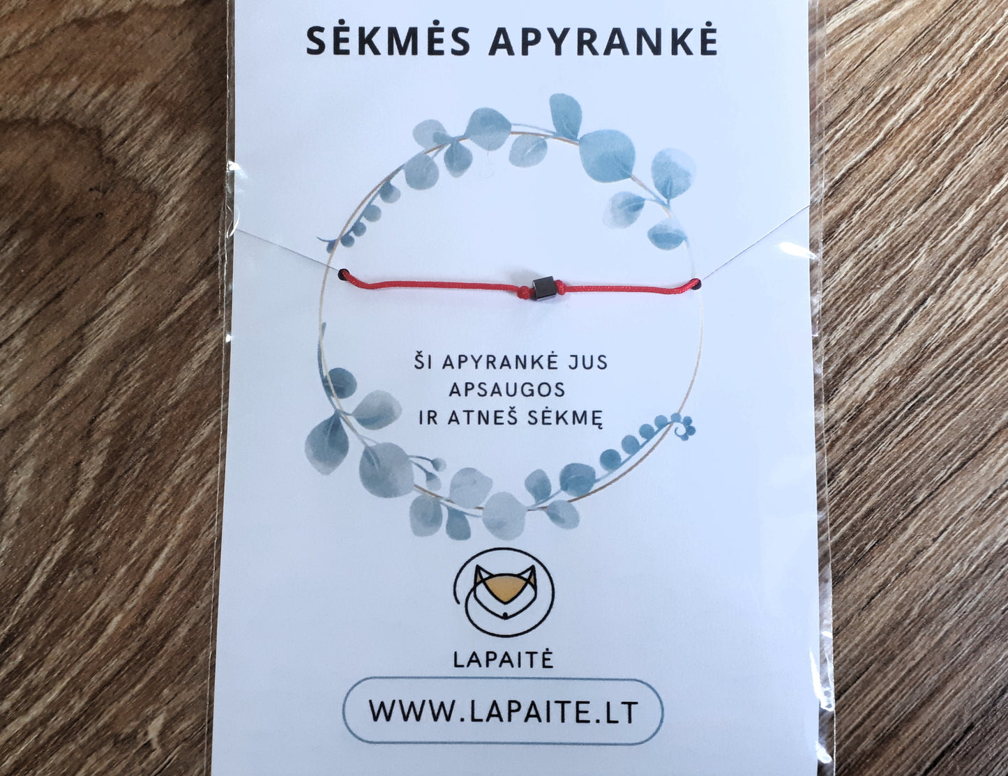 Sėkmės apyrankė raudono siūlo