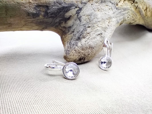 Sidabriniai auskarai su cirkoniu